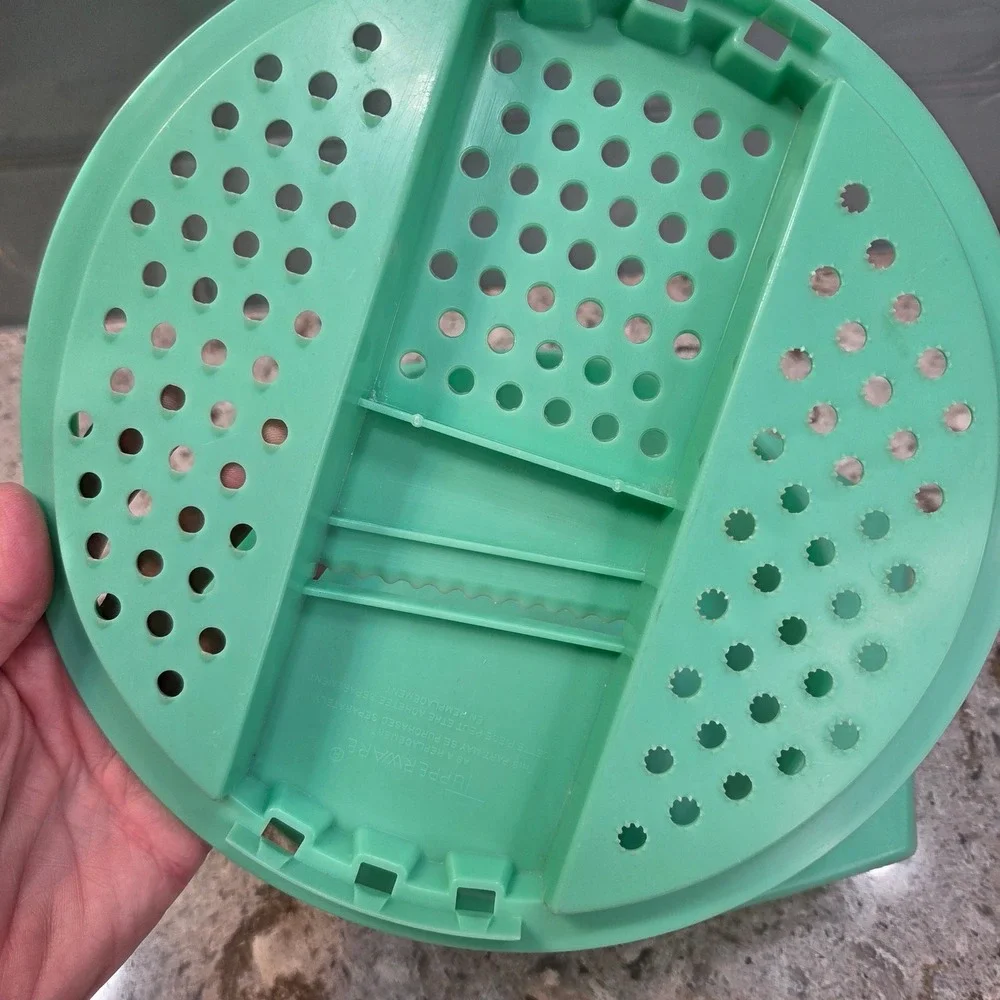 Tupperware Vintage Mint Green Grater Slicer Colander Bowl Lid Retro Kitchenware